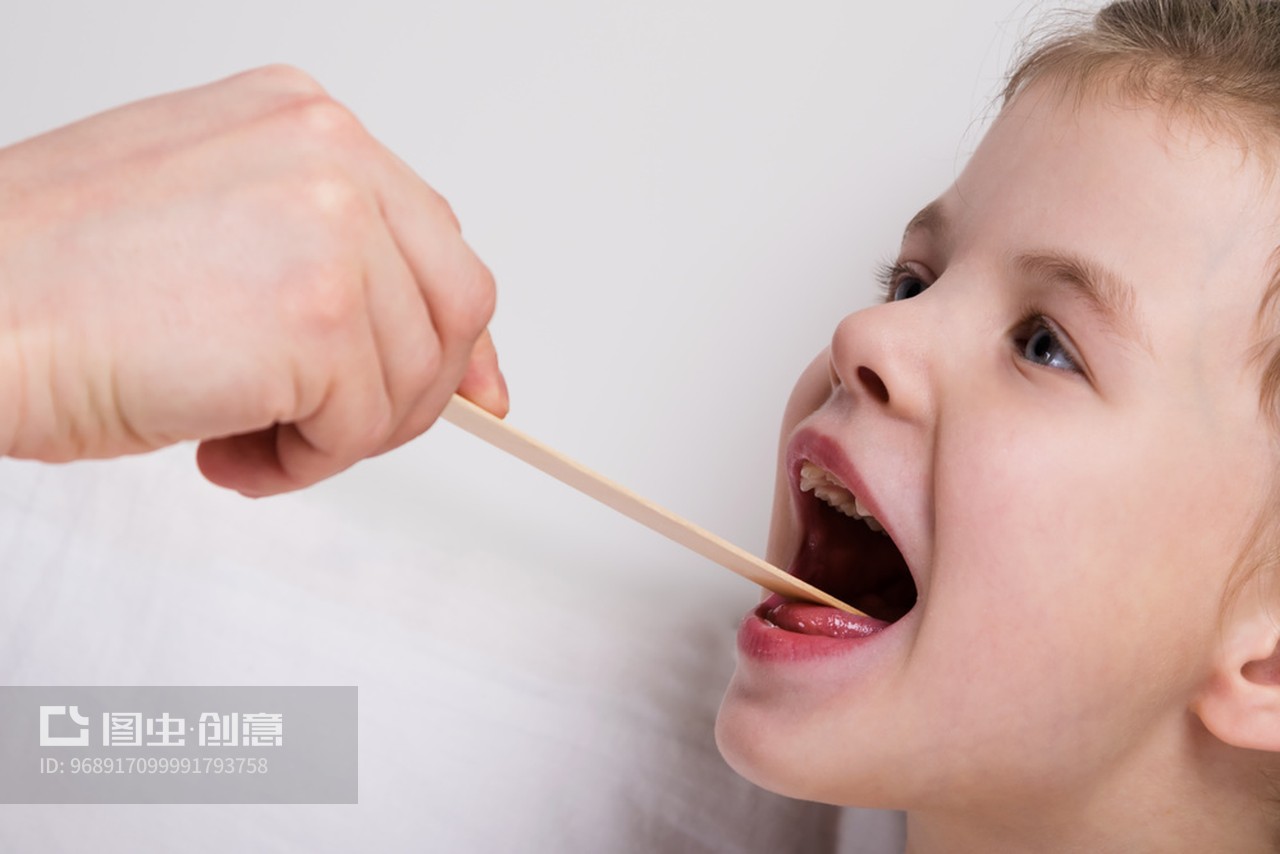小孩喉咙有痰怎么办快速解决（儿童喉咙有痰得积极处理，谨记这4点，或能有效缓解） | 说明书网
